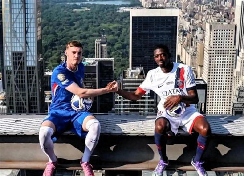 蓝军圆梦!登顶世俱杯!《最佳球会》三周年庆终极狂欢开启!